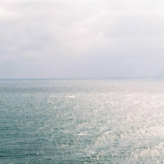 Waves on the ocean near Plymouth symbolising resilience, change and emotional strength through counselling.